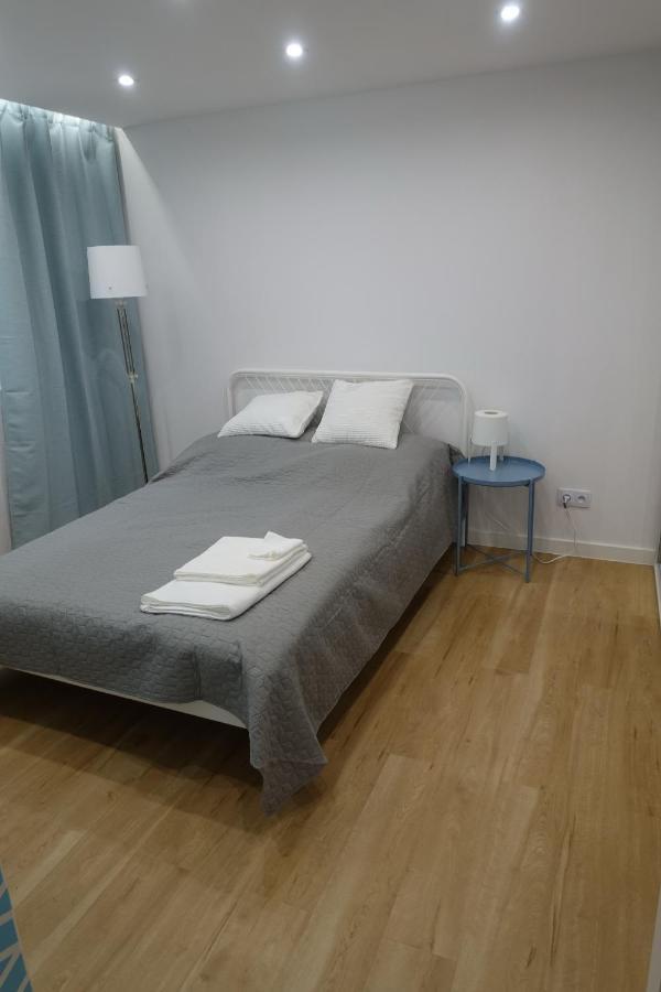 Three Rooms Apartment Krakau Exterior foto