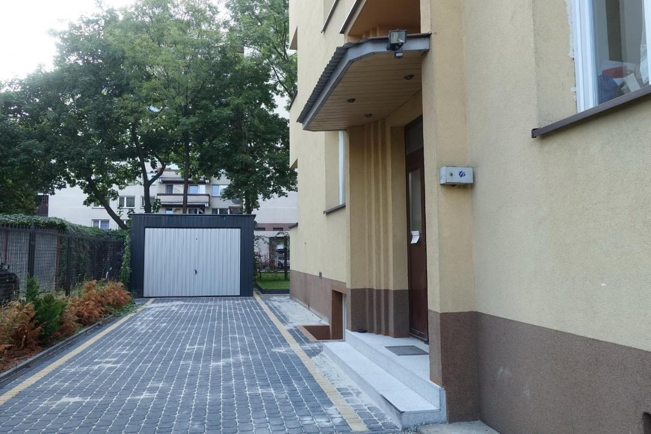 Three Rooms Apartment Krakau Exterior foto